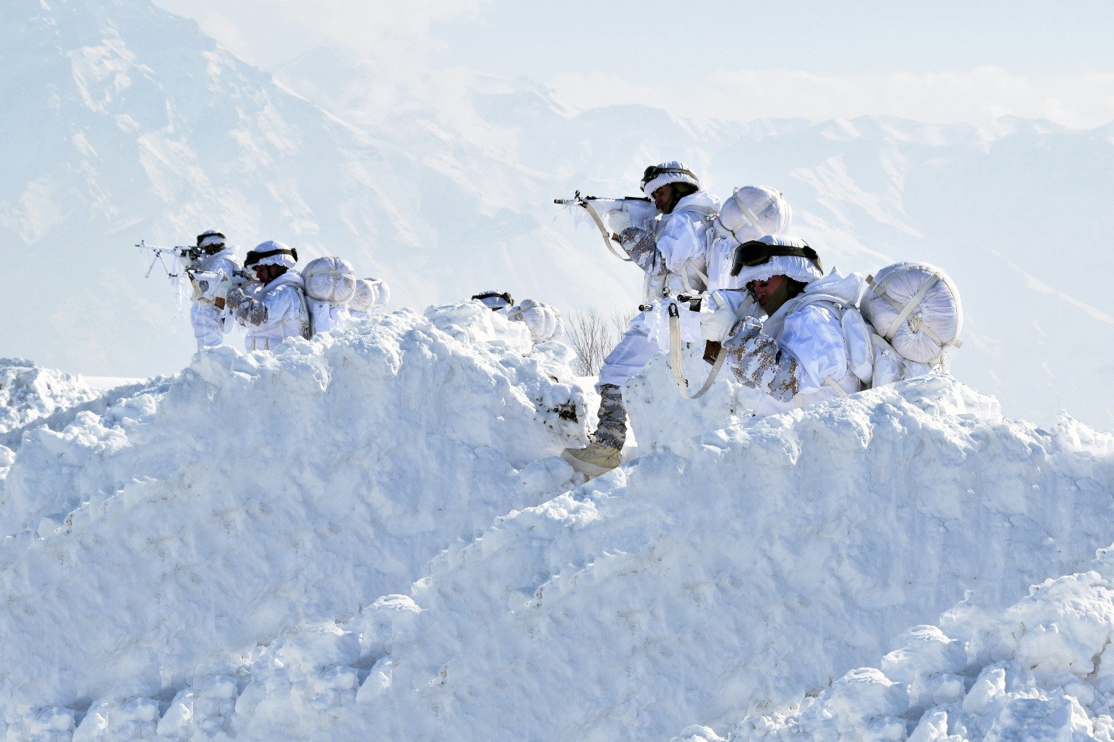 Irak ve Suriye’nin kuzeyinde 8 terörist etkisiz hale getirildi – Birlik Haber Ajansı