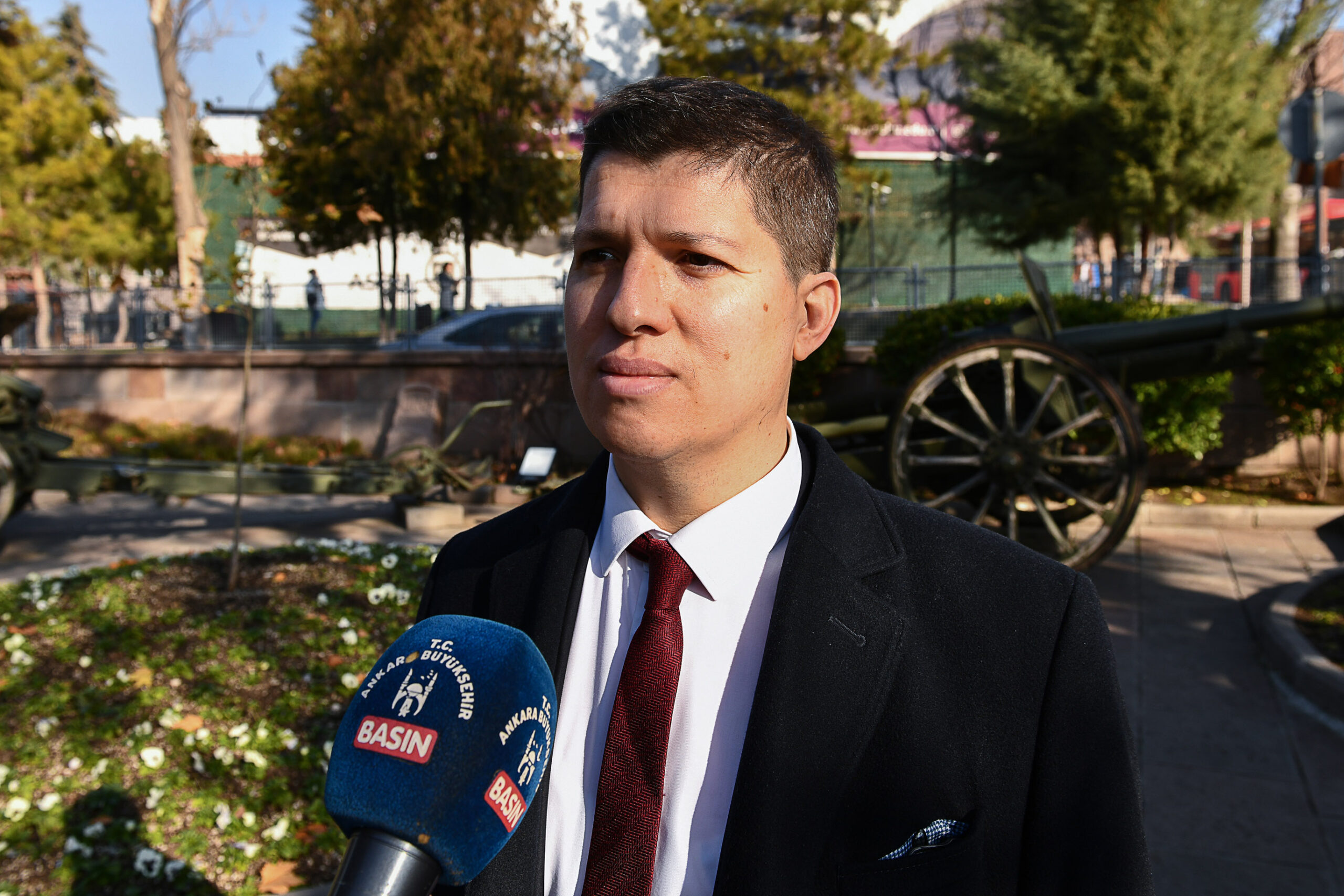 BAŞKENTLİ ÇOCUKLAR YARIYIL TATİLİNDE KENT GEZİSİNE KATILARAK TARİHİ BİR YOLCULUĞA ÇIKIYOR