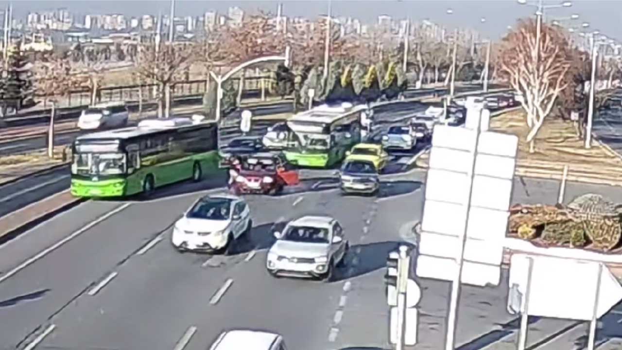 Kayseri’de nefes borusuna yemek kaçan kadın sürücüyü otobüs şoförü kurtardı – Birlik Haber Ajansı