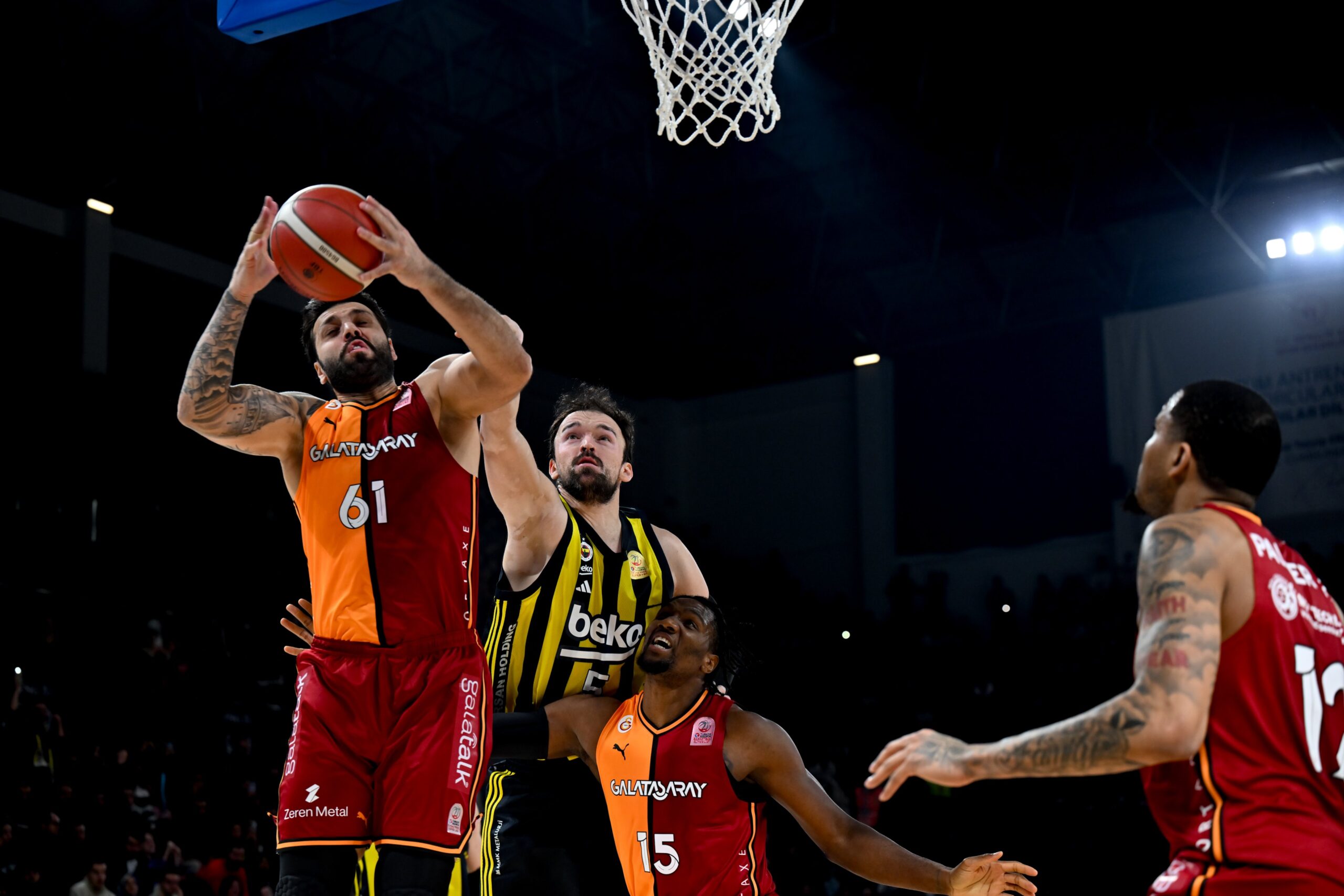 Olaylı derbinin galibi Fenerbahçe Beko oldu – Birlik Haber Ajansı