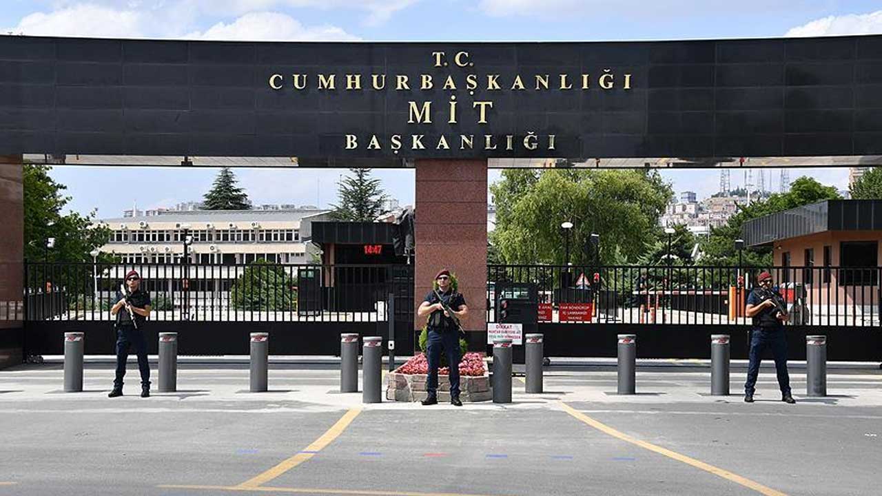 MİT, Atatürk’ten mülakat talep eden İngiliz kadınla ilgili istihbarat raporu yayınladı – Birlik Haber Ajansı