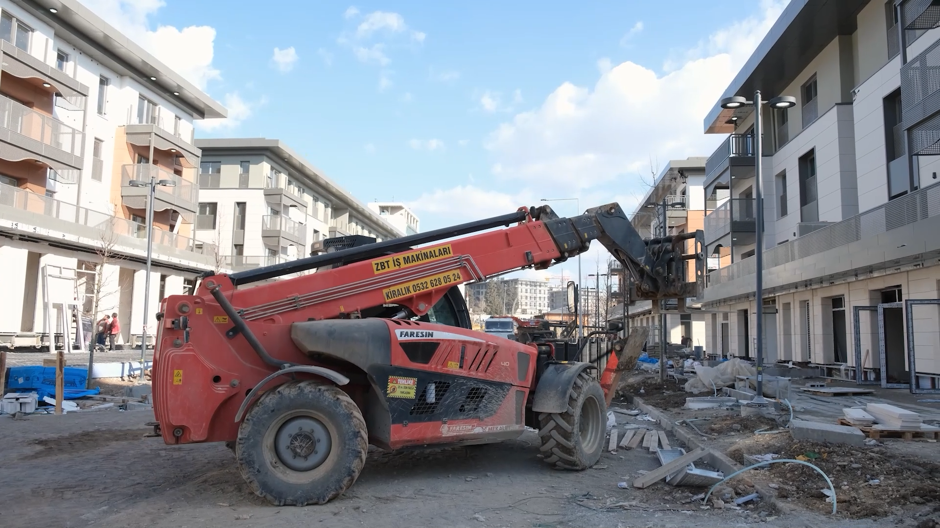 Kahramanmaraş ‘da 4 Bin İşçi Deprem Konutları İçin çalışıyor – Birlik Haber Ajansı