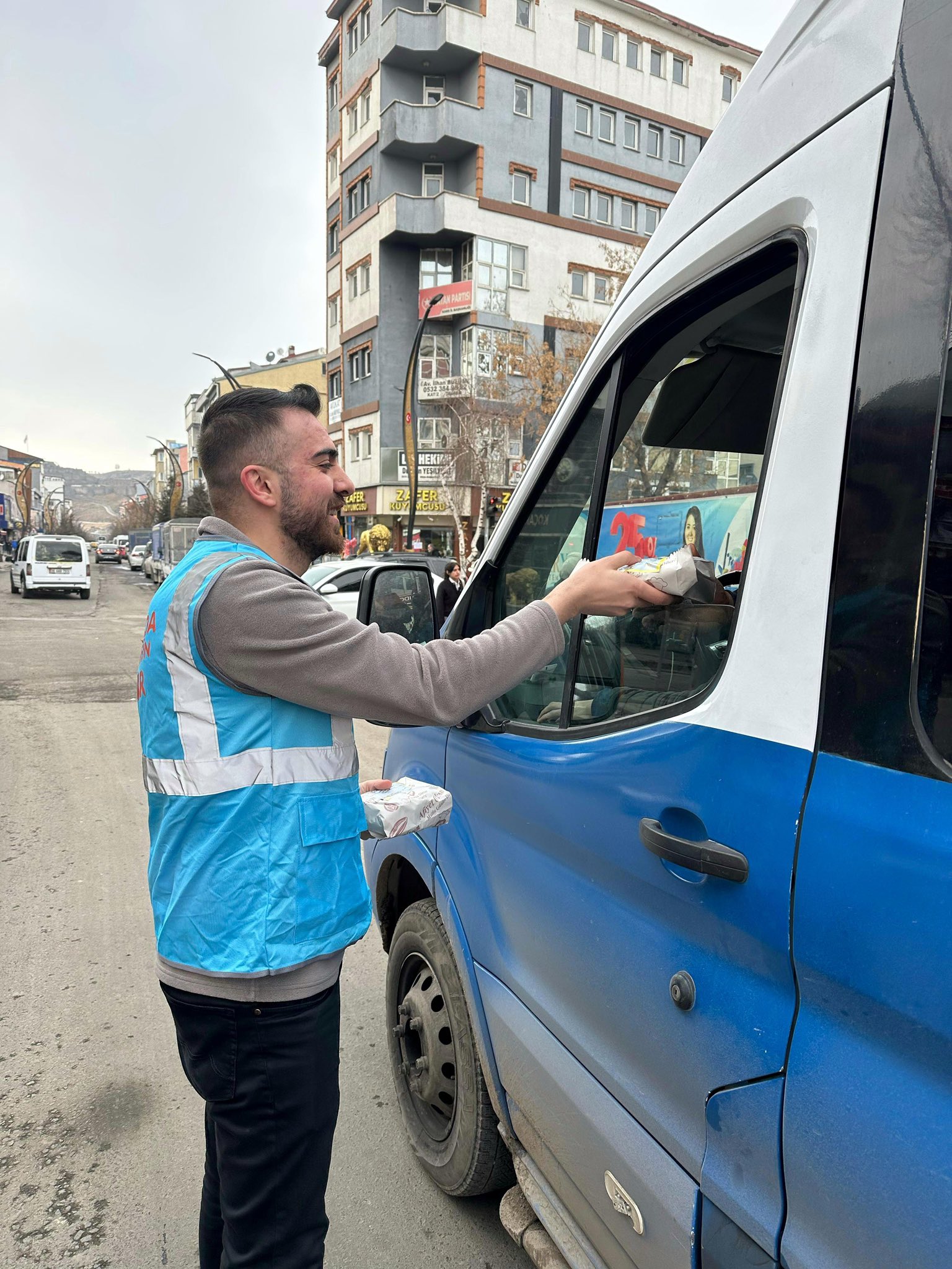 Kars'ta AK Gençlik'ten “İftara 5 kala” etkinliği