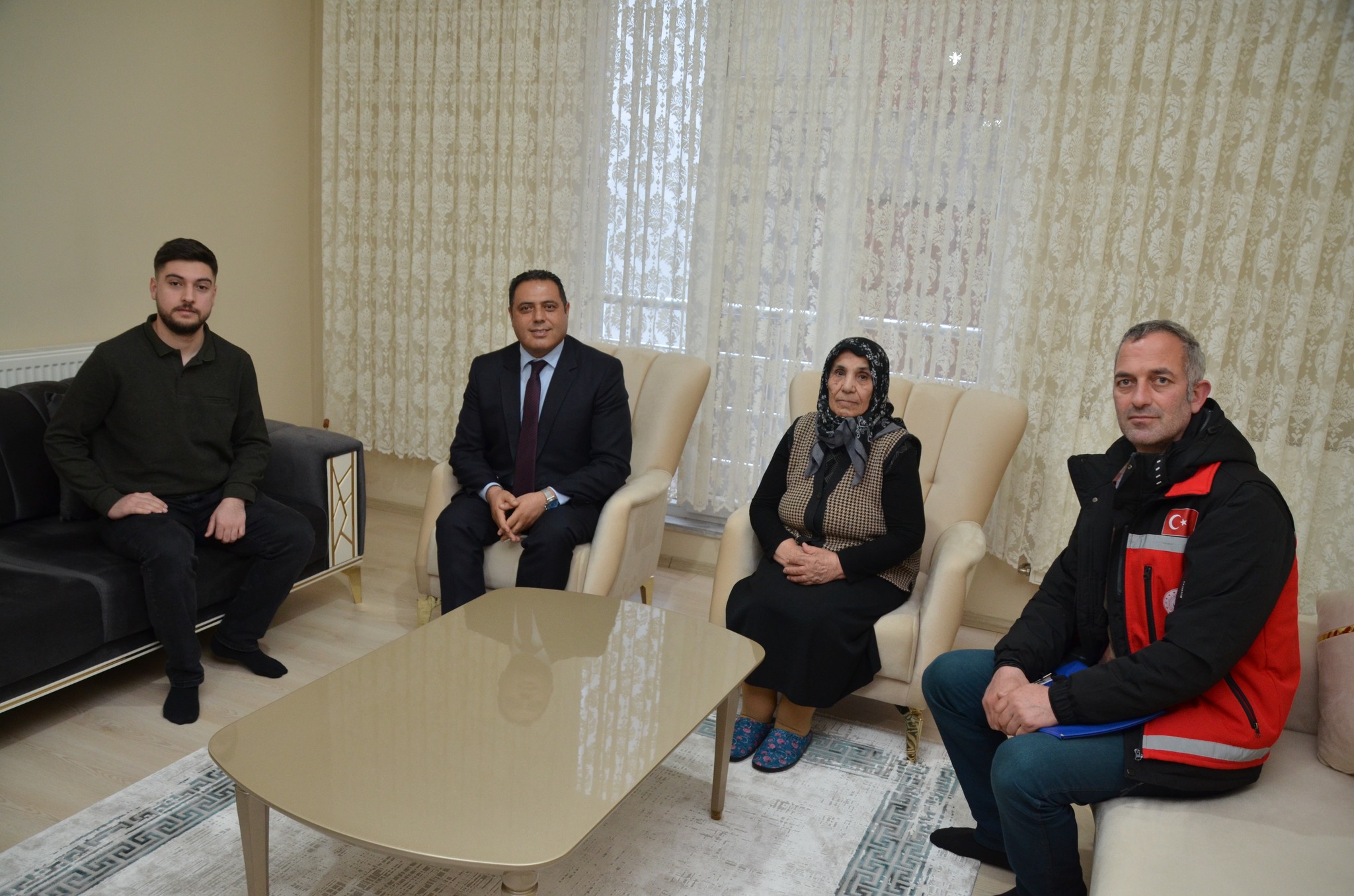 Kars’ta şehit ve gazi aileleri ramazanda ziyaret edildi – Birlik Haber Ajansı