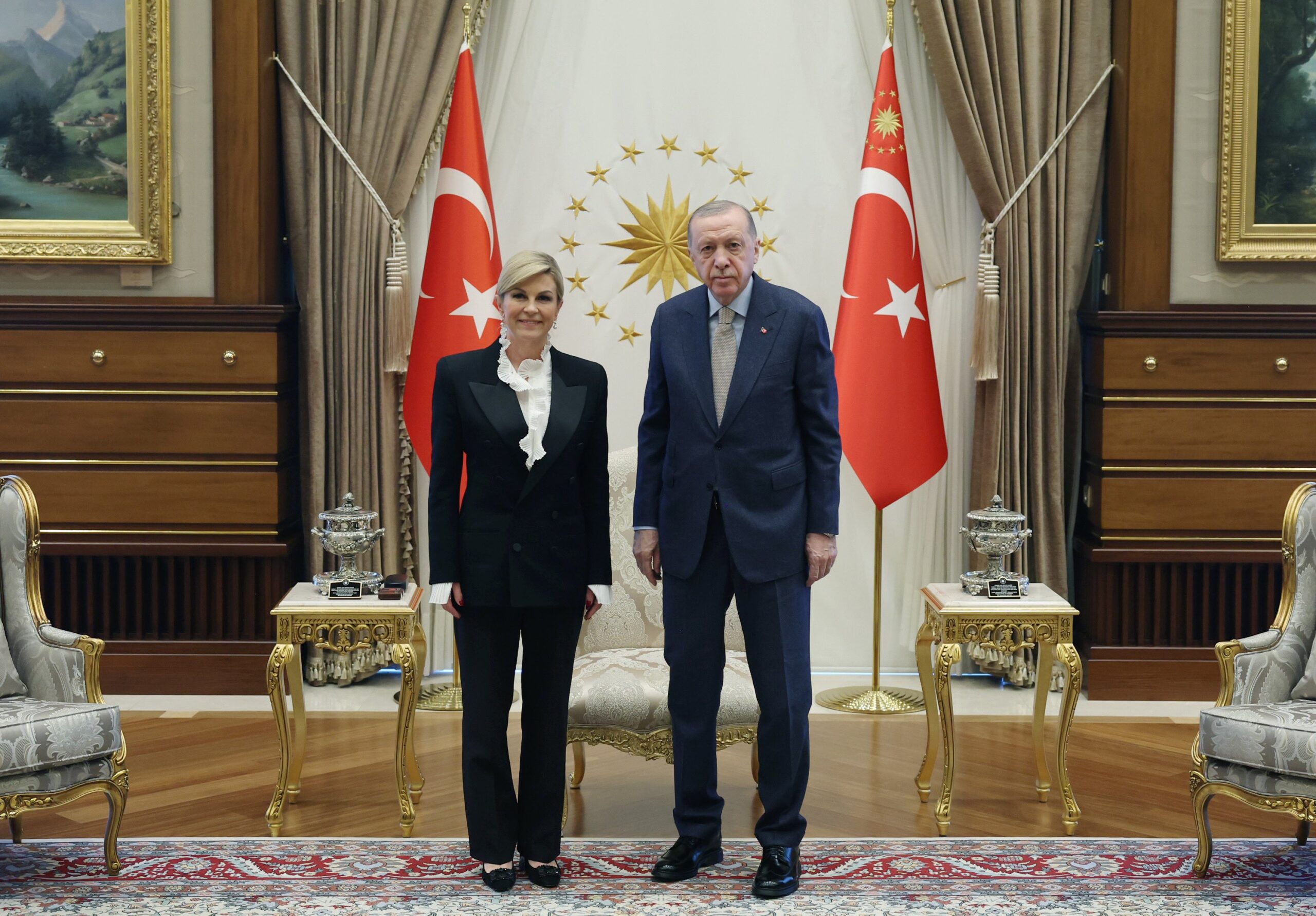 Cumhurbaşkanı Erdoğan, Kitarovic ile bir araya geldi