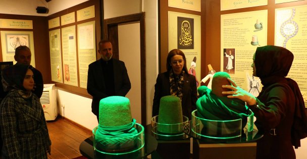 Hz. Mevlana “Şeb-i Arus” etkinliği ile anıldı – Birlik Haber Ajansı