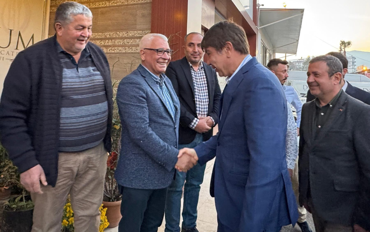 AK Parti MKYK Üyesi Menderes Türel’e Kumluca’da sevgi seli – Birlik Haber Ajansı