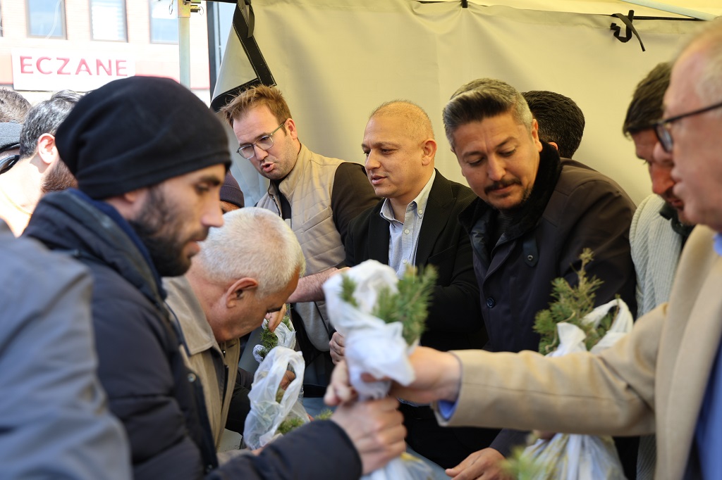 Kırıkkale’de 25 bin fidan vatandaşlara ücretsiz dağıtıldı – Birlik Haber Ajansı