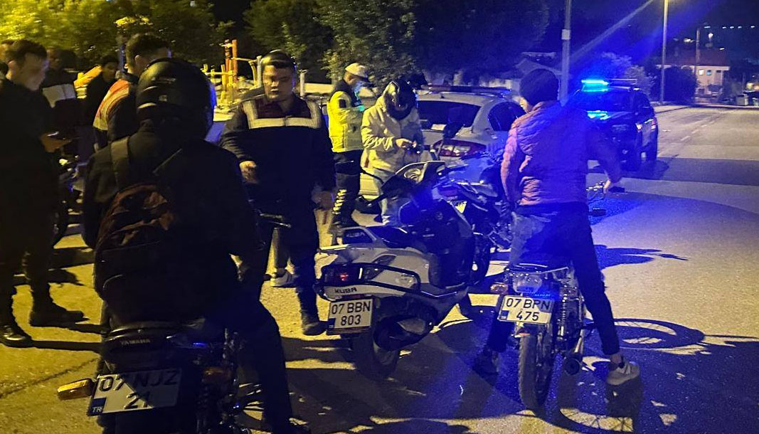 Alanya’da motosiklet sürücülerine sıkı denetim – Birlik Haber Ajansı