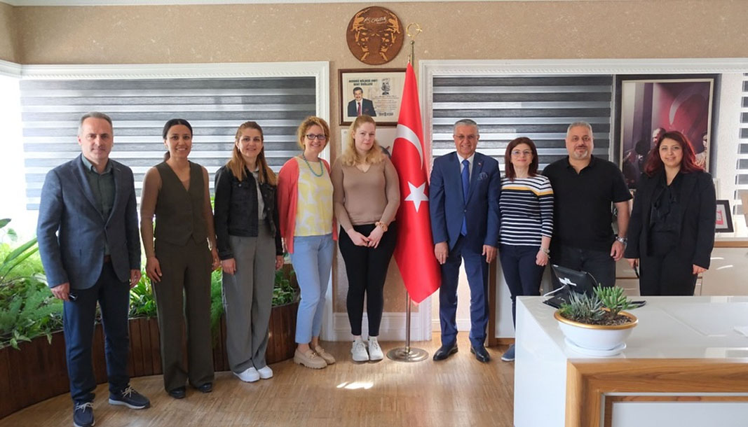 Erasmus öğretmenlerinden Başkan Topaloğlu’na ziyaret – Birlik Haber Ajansı
