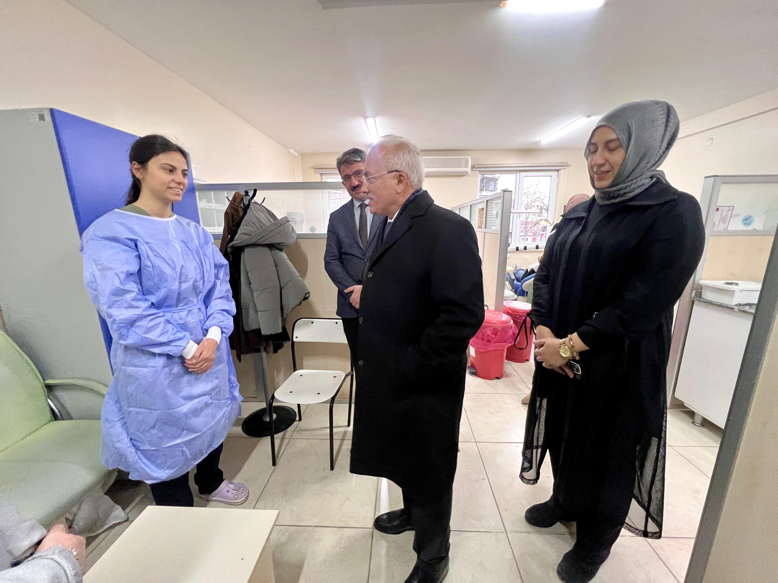 Vali Kumbuzoğlu Aksaray Ağız ve Diş Sağlığı Merkezi’ni ziyaret etti – Birlik Haber Ajansı