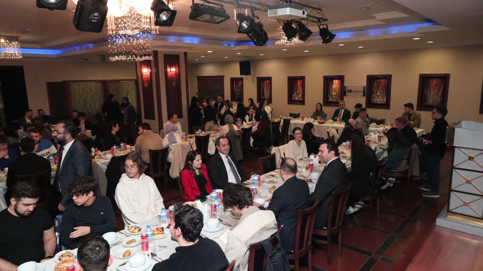 Ankara’daki Rizeli üniversite öğrencileri, RİDEF iftarında buluştu – Birlik Haber Ajansı