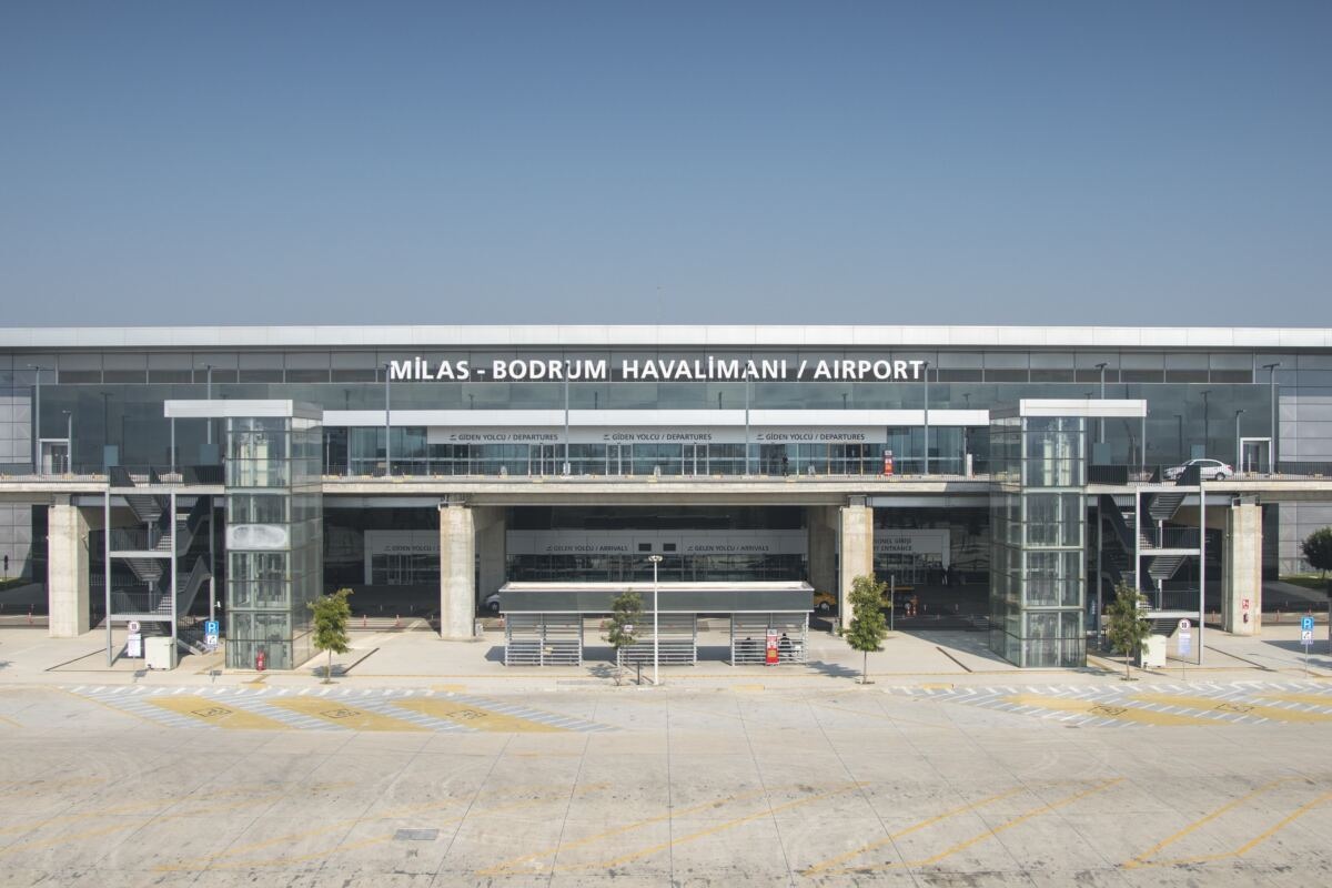 Milas-Bodrum Havalimanı sezonun ilk uçuşunu karşıladı – Birlik Haber Ajansı