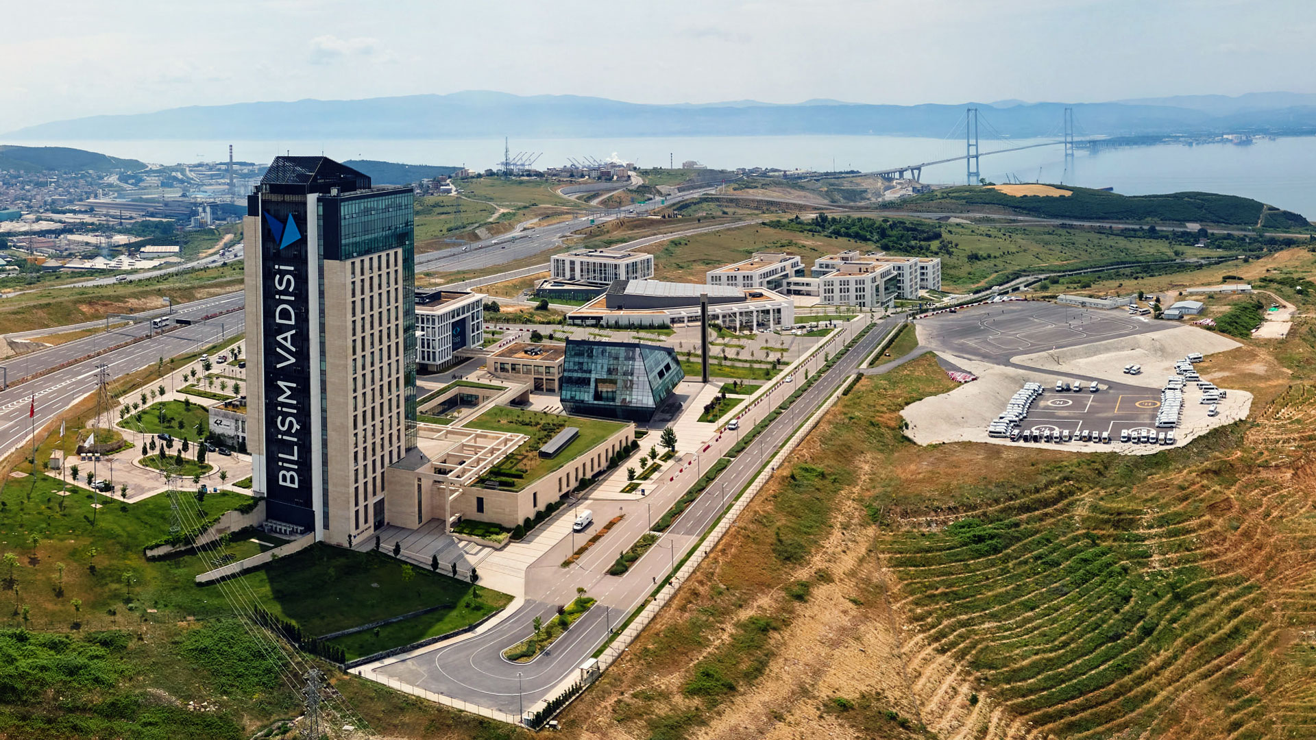Bilişim Vadisi, güneş enerjisiyle tasarruf sağlıyor – Birlik Haber Ajansı