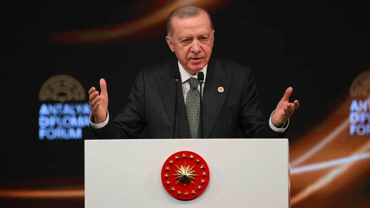 Cumhurbaşkanı Erdoğan’ın ADF açılış konuşması kitaplaştırıldı – Birlik Haber Ajansı