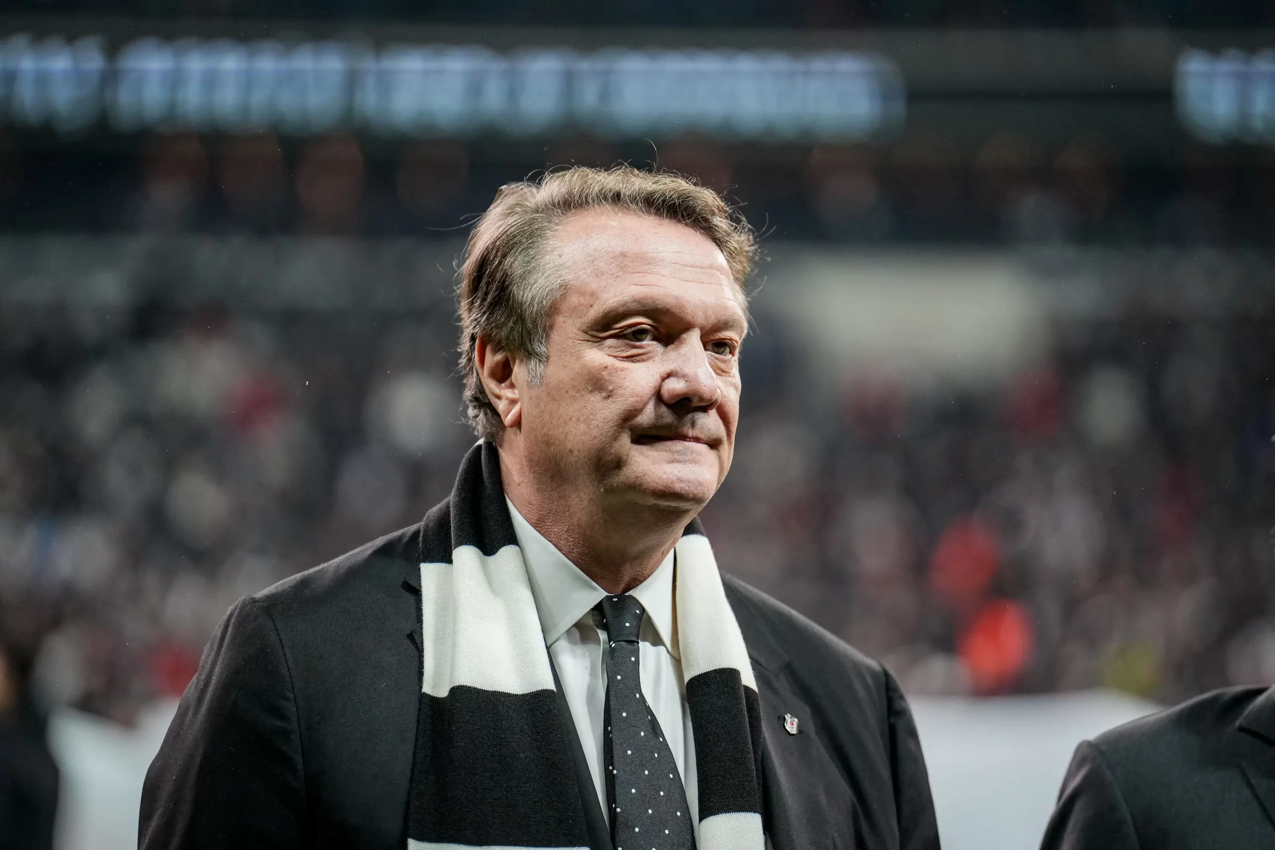 Beşiktaş Divan Kurulu’nda gerginlik: Hasan Arat’a yumruklu müdahale! – Birlik Haber Ajansı