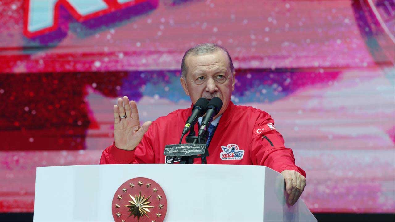 Cumhurbaşkanı Erdoğan’dan KKTC’de sert mesaj: “Başörtüsüne dokunan karşısında bizi bulur” – Birlik Haber Ajansı