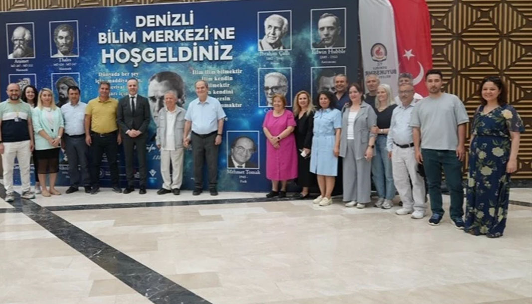 Denizli’de “Bilim ve Sevgi” söyleşisi büyük ilgi gördü – Birlik Haber Ajansı