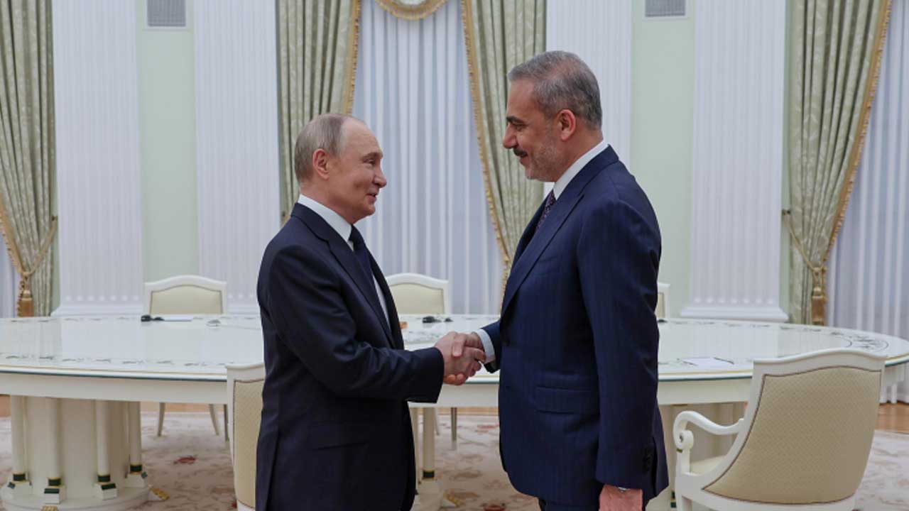 Dışişleri Bakanı Hakan Fidan, Moskova’da Vladimir Putin ile buluştu – Birlik Haber Ajansı