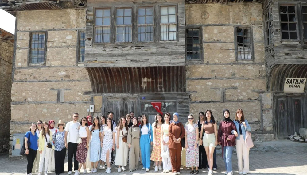 “Keşif Isparta” yeni dönem gezileriyle başladı