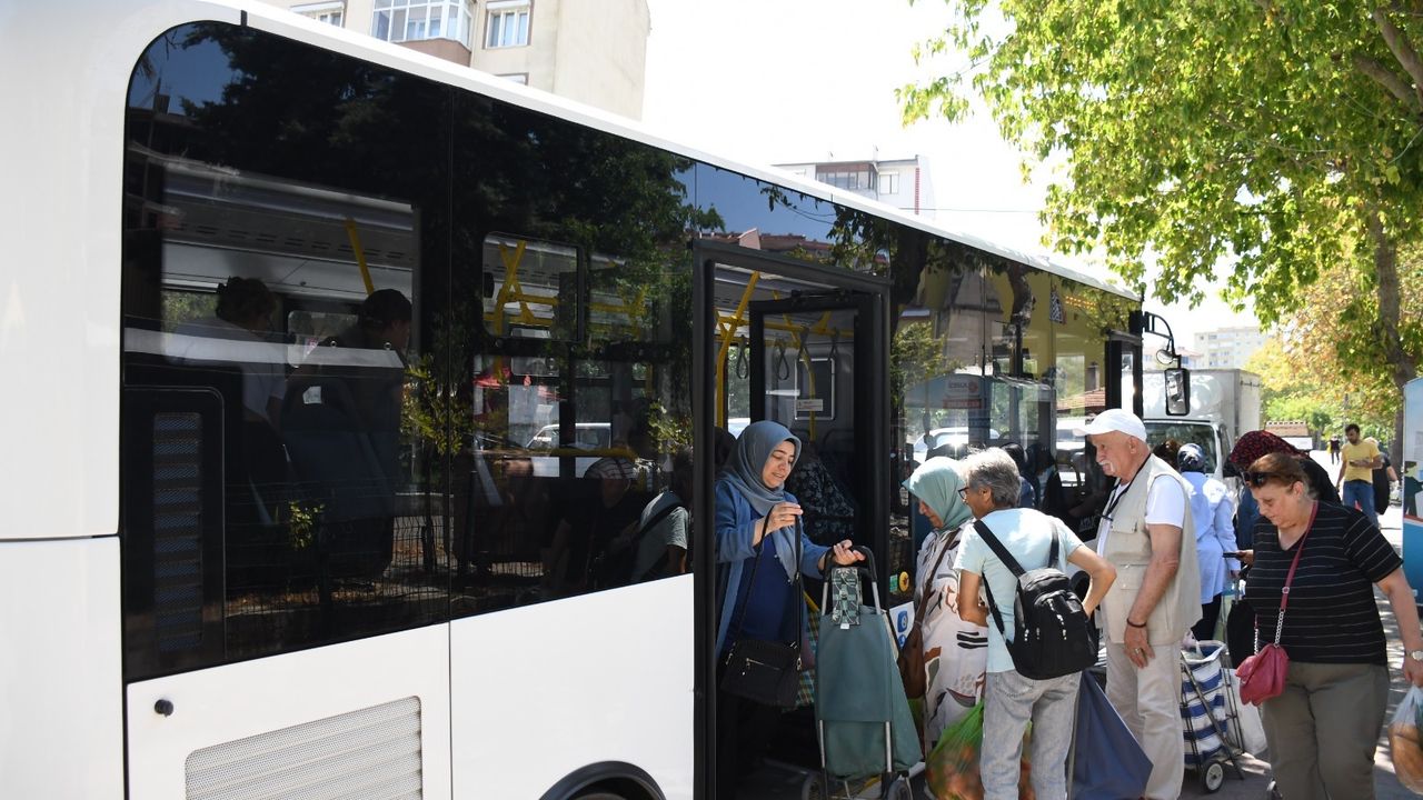 Balıkesir Belediyesi’nden semt pazarına ulaşımı kolaylaştıran hizmet – Birlik Haber Ajansı