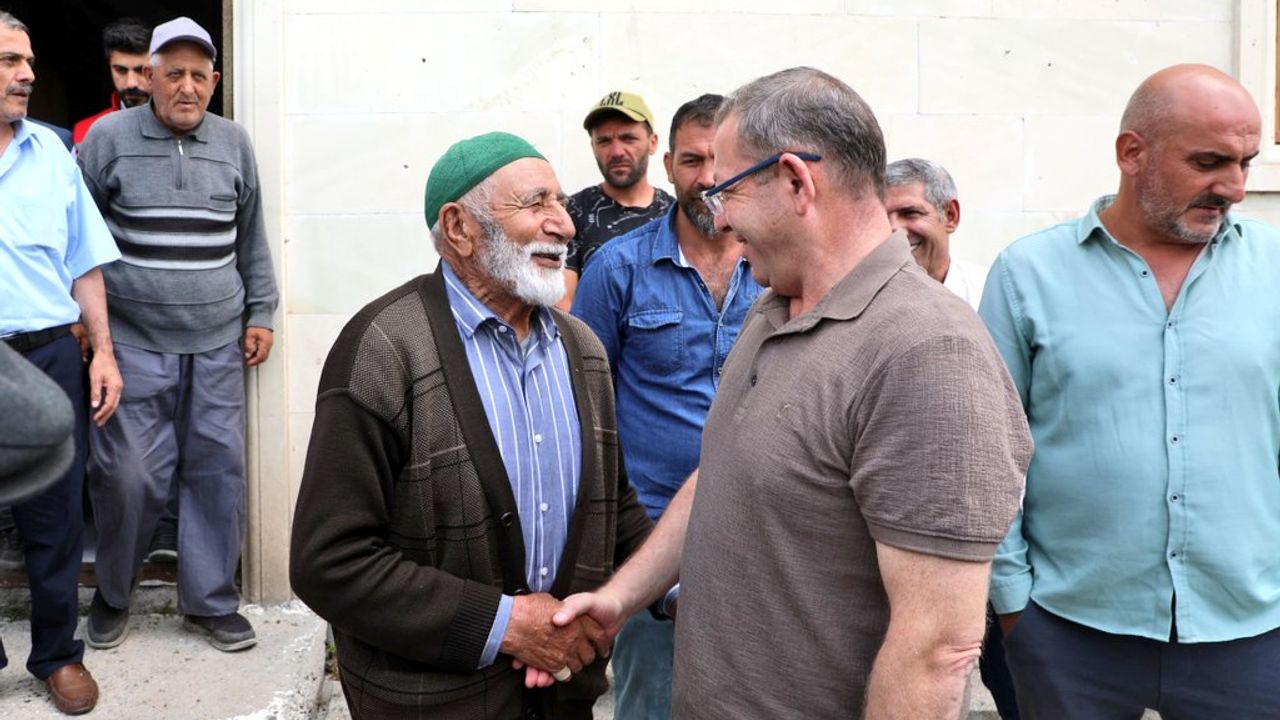 Vali Ziya Polat, Eşmeyazı Köyü’nde vatandaşlarla buluştu – Birlik Haber Ajansı