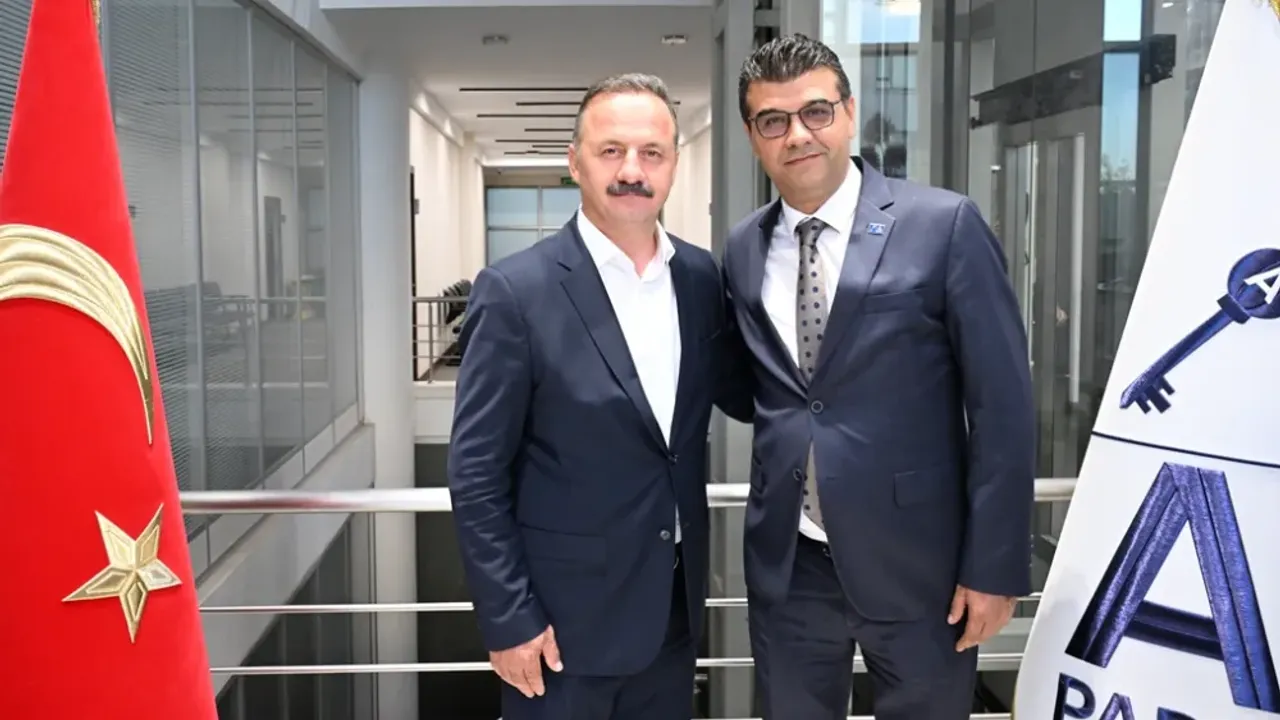 Anahtar Parti Adana İl Başkanı Av. Atilla Karataş: Sanal kumar, Türkiye’nin en büyük sessiz krizlerinden biri – Birlik Haber Ajansı