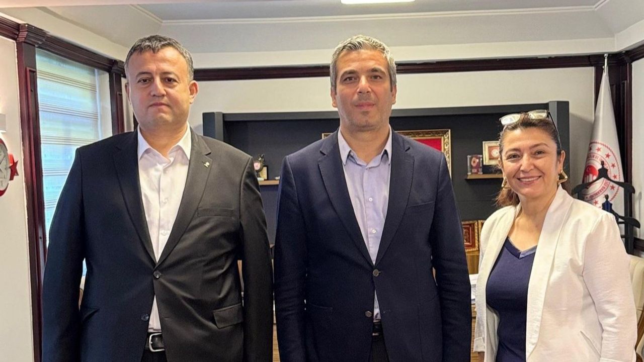 AK Parti Beypazarı İlçe Başkanı Etili’den Çevre, Şehircilik ve İklim Değişikliği İl Müdürü Arık’a ziyaret – Birlik Haber Ajansı