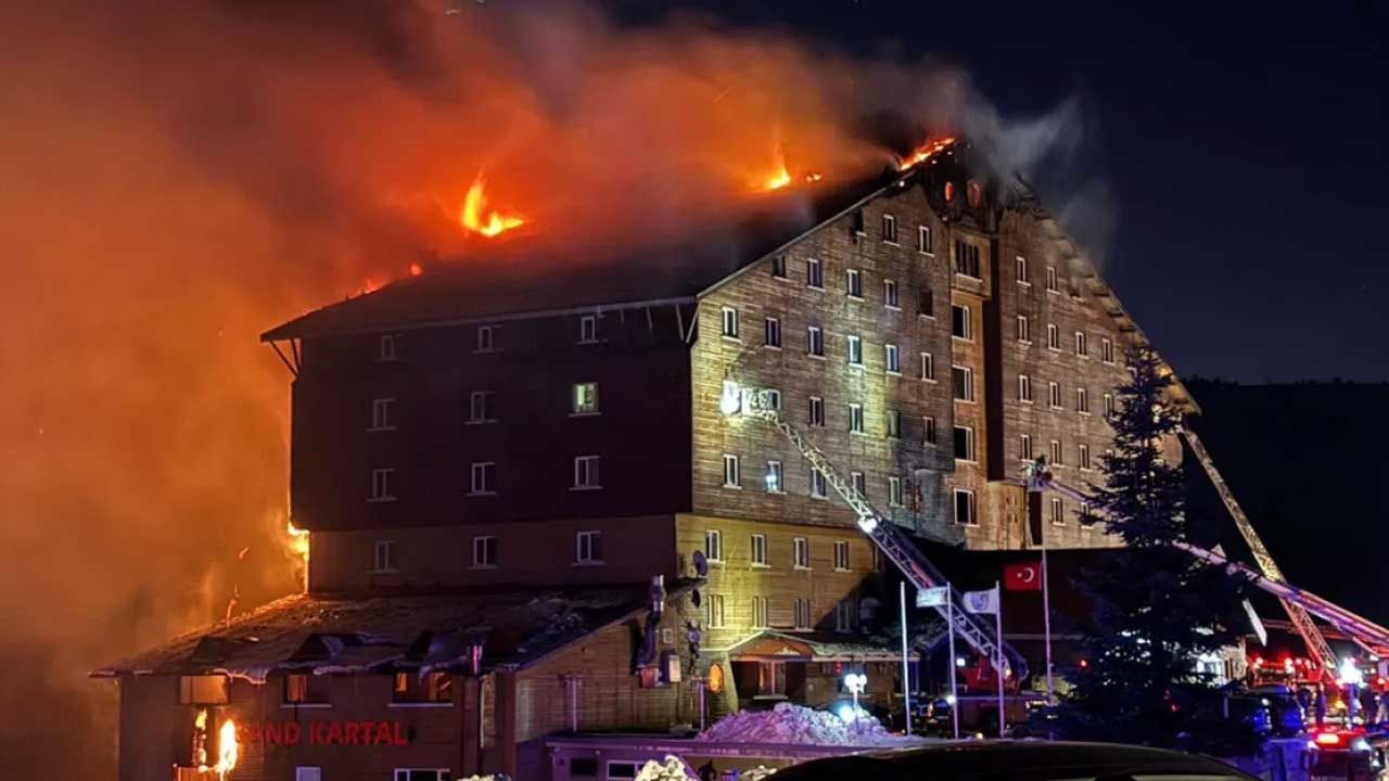Kartalkaya’daki otel yangınıyla ilgili 3 bürokrata soruşturma izni – Birlik Haber Ajansı