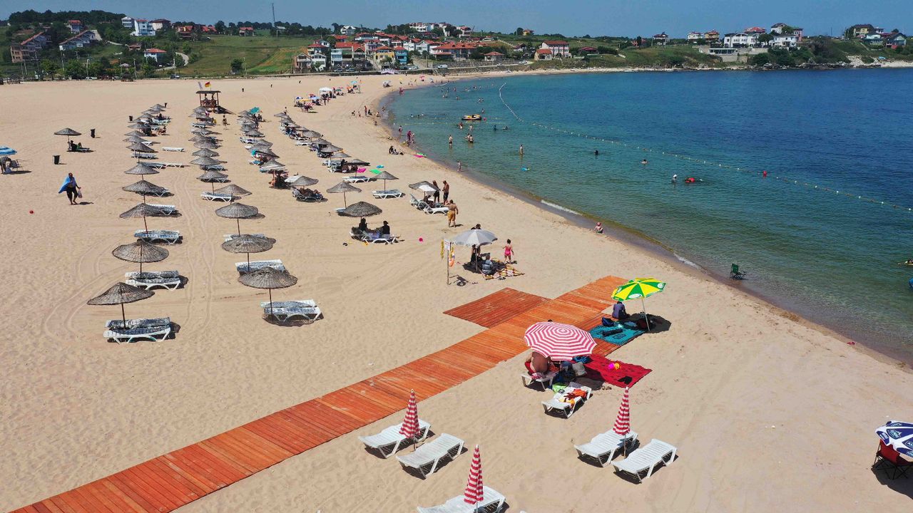 Muğla’da 8 plaj düzenlenerek ücretsiz halkın hizmetine sunuldu – Birlik Haber Ajansı