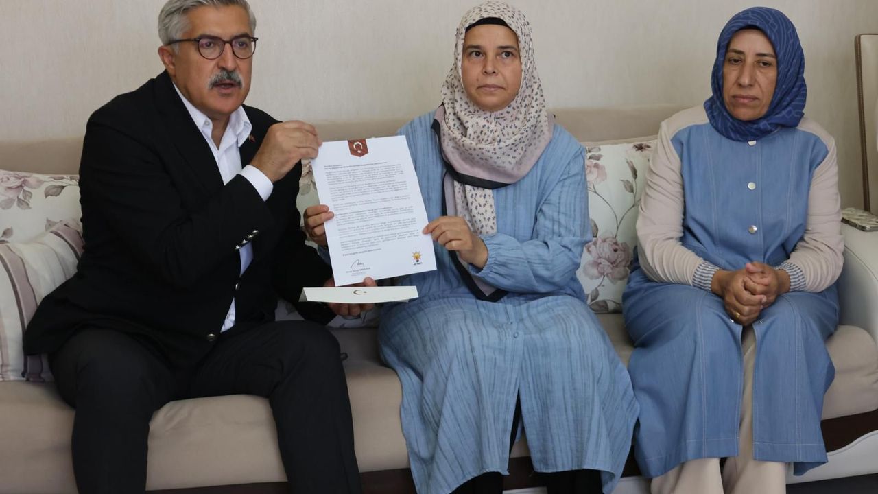 AK Parti Genel Başkan Yardımcısı Yayman, Hatay’da şehit ailesini ziyaret etti – Birlik Haber Ajansı