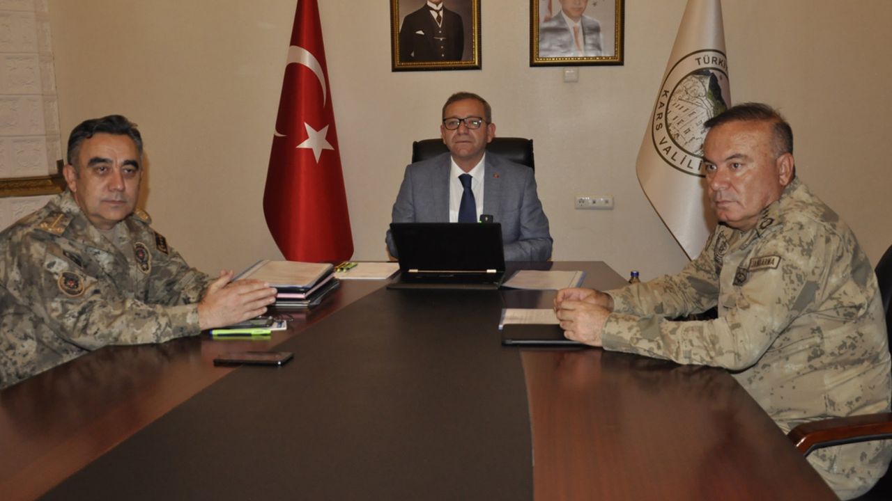 Kars Valisi Polat: “Gazi Kars Türkiye’nin en huzurlu şehirlerinden biri olmaya devam ediyor” – Birlik Haber Ajansı