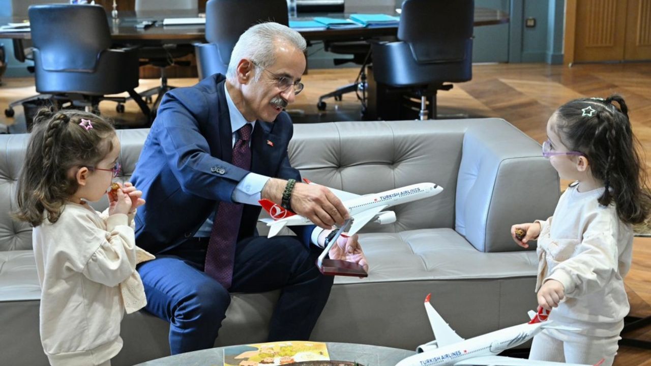 Erva ve Zümra, Ulaştırma ve Altyapı Bakanlığı’nda – Birlik Haber Ajansı